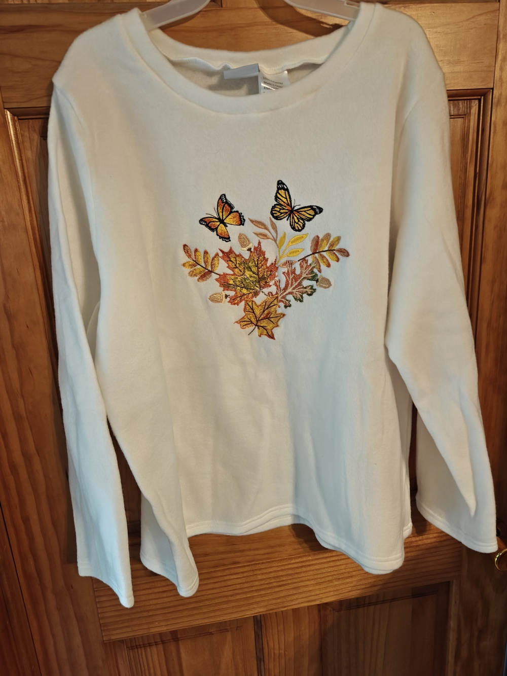 White Grandma Top with Autumn Leaf & Butterfly Embroidery